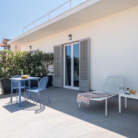 Attico 37 - Comfort Room Con Terrazza Privata Palermo Luaran gambar