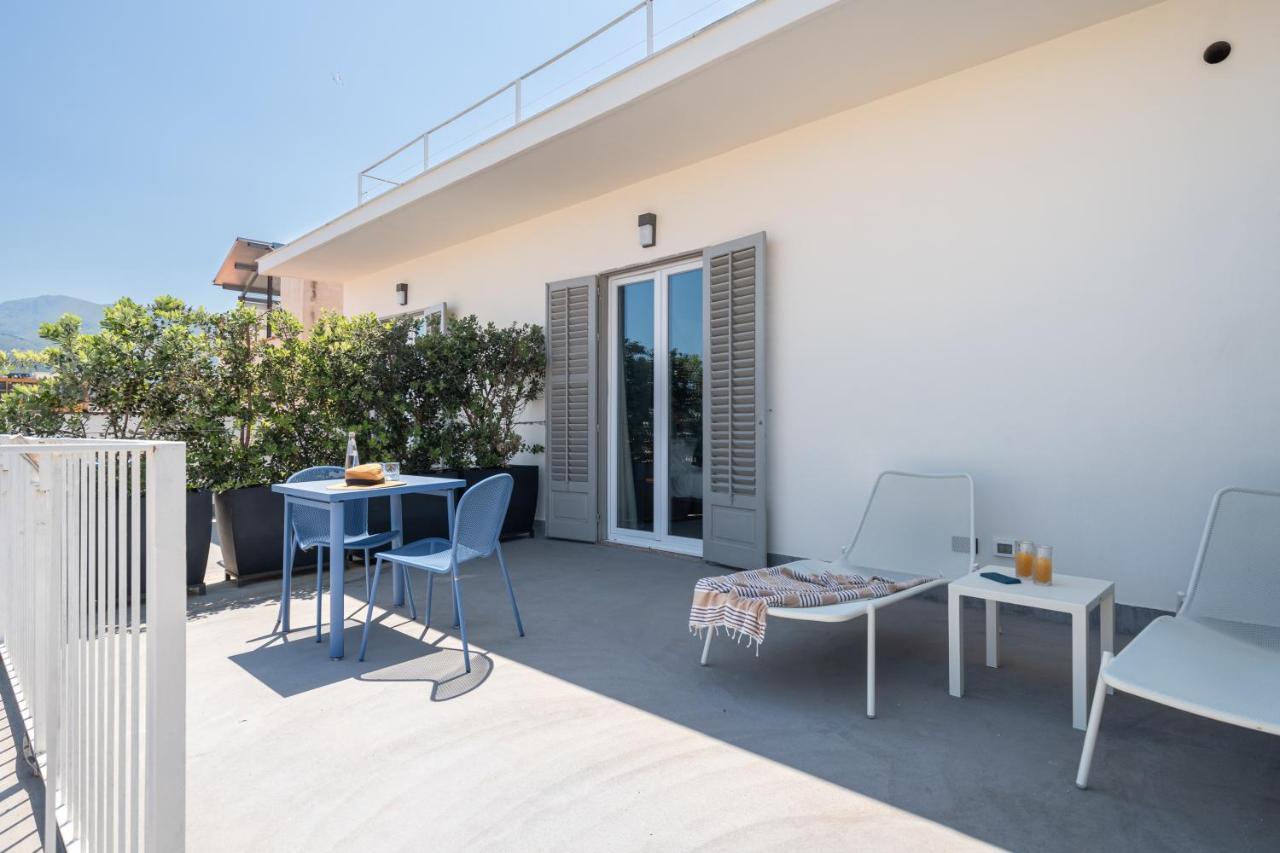 Attico 37 - Comfort Room Con Terrazza Privata Palermo Luaran gambar